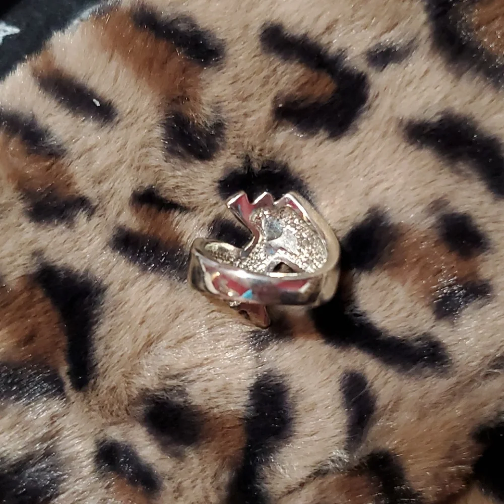 Ring - Picture 2 of 3